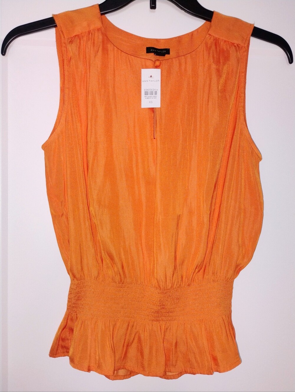 NWT XS Ann Taylor Orange Satin Sleeveless Keyhole Neck Peplum Top  Blouse NEW